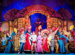 Pantomime (or 'panto' for short) is a traditional form of theater that is popular in the united kingdom at christmas time. Emma Burnell Government Should Support London S Pantomimes A Life Force For All Our Theatres Onlondon