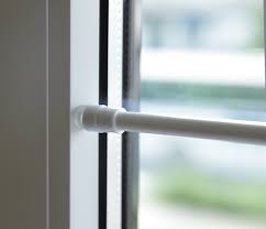 Tur Fenster Klemmstange Gardinenstange Ohne Bohren Fur Scheibengardinen Oder Turvorhange 1166 Weiss Gardinenstange Gardinenstange Ohne Bohren Bistrogardinen