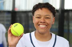 Westie squads look for winning streaks