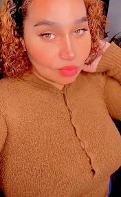 So many gorgeous women