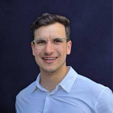 This is it. I'm putting it out into the universe. Comment "WINNER" for FREE  access to my course worth $1,000 that will help you earn $30,000 a month  without making a cold