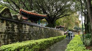 Even today, not many millionaires could afford such luxury of space. Lin Family Mansion Garden Pictures View Photos Images Of Lin Family Mansion Garden