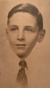 Georgia Lloyd's Instagram, Twitter & Facebook