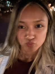 Should I go for a honey blonde hair color this summer?