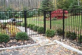 It is because of these factors a number of fence designs have developed. Canterbury Style Aluminum Fence Aluminum Fence Aluminum Fencing Fence