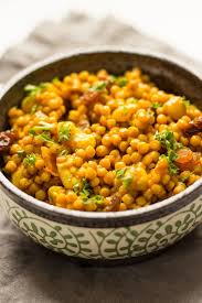Curried Israeli Couscous Couscous Recipes Vegetarian Dishes Israeli Food
