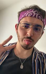 Spleen et Ideal (@BaudelaireKing)