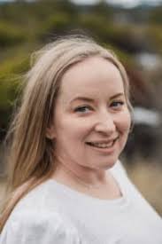 Danielle Rosenfield's Instagram, Twitter & Facebook