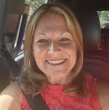 Kelly Krall's Instagram, Twitter & Facebook