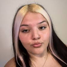 Soo im getting my nipples pierced Sunday. Can yall tell me the pain, and  experiences with them. And how to do aftercare!