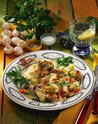Unser Beliebtes Rezept Fur Bratwurst Ragout Und Mehr Als 55 000 Weitere Kostenlose Rezepte Auf Lecker De Ragout Rezept Bratwurst Rezepte Rezepte
