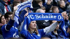 Fc schalke 04, gelsenkirchen, germany. Bundesliga Love Is In The Air At Schalke Sports German Football And Major International Sports News Dw 26 09 2019