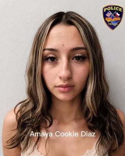 A 32-year-old mother of five, identified as Caroline “Caro” Peña, was  f-tally st—bbed in broad daylight in Del Rio, Texas, according to police.  Authorities say Peña was at—cked multiple times before being