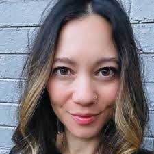 Amanda Marriott's Instagram, Twitter & Facebook