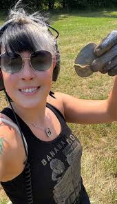 I found half a spoon.