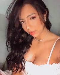 Ana julia Aparicio (@juliaapariciooo) • Instagram photos and videos