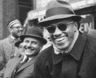 Ellis Sutton's Instagram, Twitter & Facebook