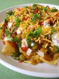 Masala Puri Ragda Puri How To Make Masala Puri Chaat Recipe Recipe Chaat Recipe Indian Food Recipes Vegetarian Indian Food Recipes