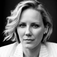 Gina Macchio's Instagram, Twitter & Facebook