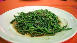In kuching, sea food is a must!! The New Food Haven Of Malaysia 13 Things To Eat In Kuching The Travel Intern