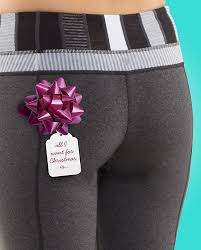 Lululemon S Ayn Rand Tote Bags Promote Tea Party Esque Message Upset Some Yoga Fans Huffpost Impact