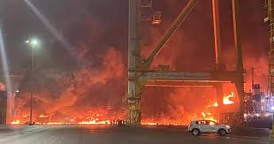 Check spelling or type a new query. Brand Woedt In Haven Van Jebel Ali In Dubai Na Ontploffing Op Containerschip Buitenland Hln Be
