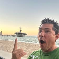 Not getting my goop 😂🖕 SE S 23:11 Shutting NG ΦΤηΗΥ.Τ ДИТΩМА 1 TN 1:58  these evac campers down one day after another CNC x RETURN TO . SE S 202 SW