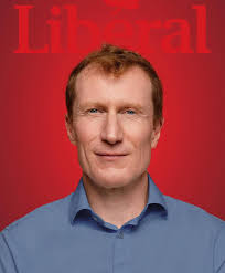 Elbows Up! Vive le Canada!