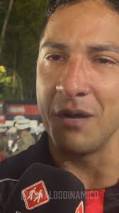 O torcedor mirim Joaquim Lemos conseguiu uma exclusiva com Wagner Leonardo  e obteve a resposta que o capitão fica no Leão. #ecvitoria #WLFica