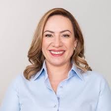 Amanda Paez's Instagram, Twitter & Facebook