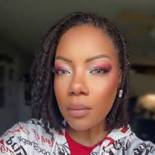 So, I'm a big fan of a "dirty chai" or a chai latte. Last time I went to  7brew I asked if they have anything like that (I'm new to 7 brew)