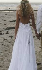 Kauai island weddings is kauai's premier wedding & event planning company and we offer everything you might want for your kauai destination wedding. Si Suenas Con Una Boda Romantica Llena De Detalles Rusticos Y Paletas De Colores Inspiradas En El Mar Las Bodas Boho En Kleider Hochzeit Braut Hochzeitskleid