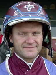 Sunday, September 29, 2013 Captaintreacherous Sets Career Mark in Breeders  Crown Prep By Perry Lefko, Harness Racing Update Capt