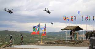 2ο πρότυπο γενικό λύκειο αθηνών. Ta Apache Ston Parmeniwna Doyreios Ippos