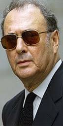 Prominent Jews call for open debate