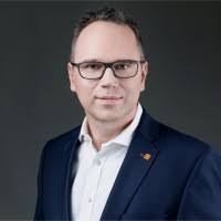 Marek Majewski Email & Phone Number