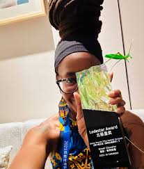 Jenny Bak 📚🦔📚🦔 (@jbak88)