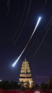 雁塔月轨刘敏 lmessi24 夜空中国 nightchina net 雁塔月轨2018年3月5日月全食之夜 与小伙伴相约大雁塔一起守候 历经4个小时的忍饥挨饿 经历脚架被踢的人间惨剧 用近3000张照片叠加出了月轨 记录 chinese landscape tea house landscape