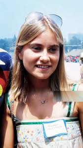 Rare photos of 18-year-old at Bicycle Grand Prix