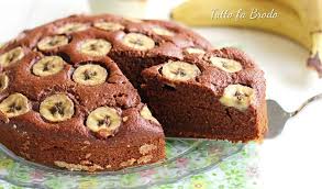 Torta banana e cioccolato senza burro e uova per restare in forma con dolci senza burro. Torta Alla Banana E Cacao Morbida E Golosa Tutto Fa Brodo In Cucina