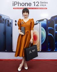 Nghe online bài hát đêm lao xao do ca sĩ hoà minzy; Ca SÄ© Hoa Minzy Sá»Ÿ Há»¯u Iphone 12 Pro Max Sá»›m Nháº¥t Táº¡i Di Ä'á»™ng Viá»‡t