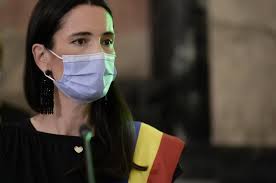 Deși controversa gunoaielor lăsate pe străzi în sectorul 1 este departe de a fi rezolvată, primarul usr a re noi bătăi de cap. PrimÄƒria Sectorului 1 Pierde Primul Proces Impotriva Romprest Clotilde Armand Dosarul A Fost Deschis Prost Din Start