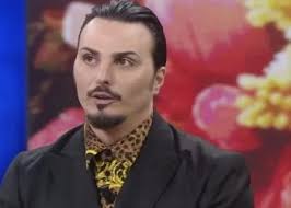 Tony Colombo e Tina Rispoli in Procura/ Nozze trash, ascoltato anche de  Magistris jr