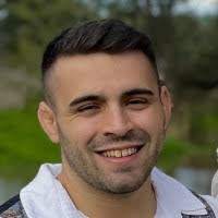 300+ perfiles de «Caleb»