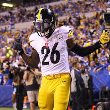 The pittsburgh steelers are debating whether to trade the most productive the steelers likely get no draft compensation if they tag him and don't match an outside offer. Why Le Veon Bell Was Right To Decline The Steelers Contract Offer Sbnation Com