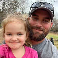 What bedding is everyone using for their ducks please?