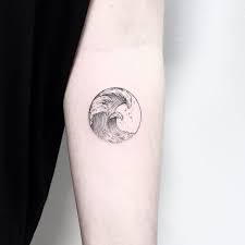 Instagram Post By Caitlin Thomas Lucidlines Tattoos Tiny Tattoos Small Tattoo Designs
