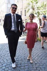 Matrimonio a sorpresa, disney+ inserirà un avviso prima dei vecchi film per segnalare contenuti razzisti, adua del. Giusy Buscemi Matrimonio Da Favola Con Il Regista Di Don Matteo Jan Michelini Guarda Le Foto Gossip