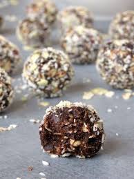 Energy Balls Figues Pistaches Coup De Fouet Immediat Avec Les Energy Balls Elle A Table Sucreries Saines Cuisson Saine Recette