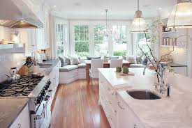 Kitchen bay windows are very beautiful in a house. Kitchens With Window Seats 10 Trendy Ideas For A Cozier Home